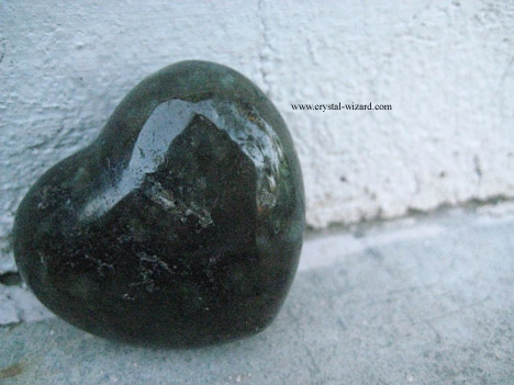 Labradorite Heart great stone for developing ability to see Auras 359